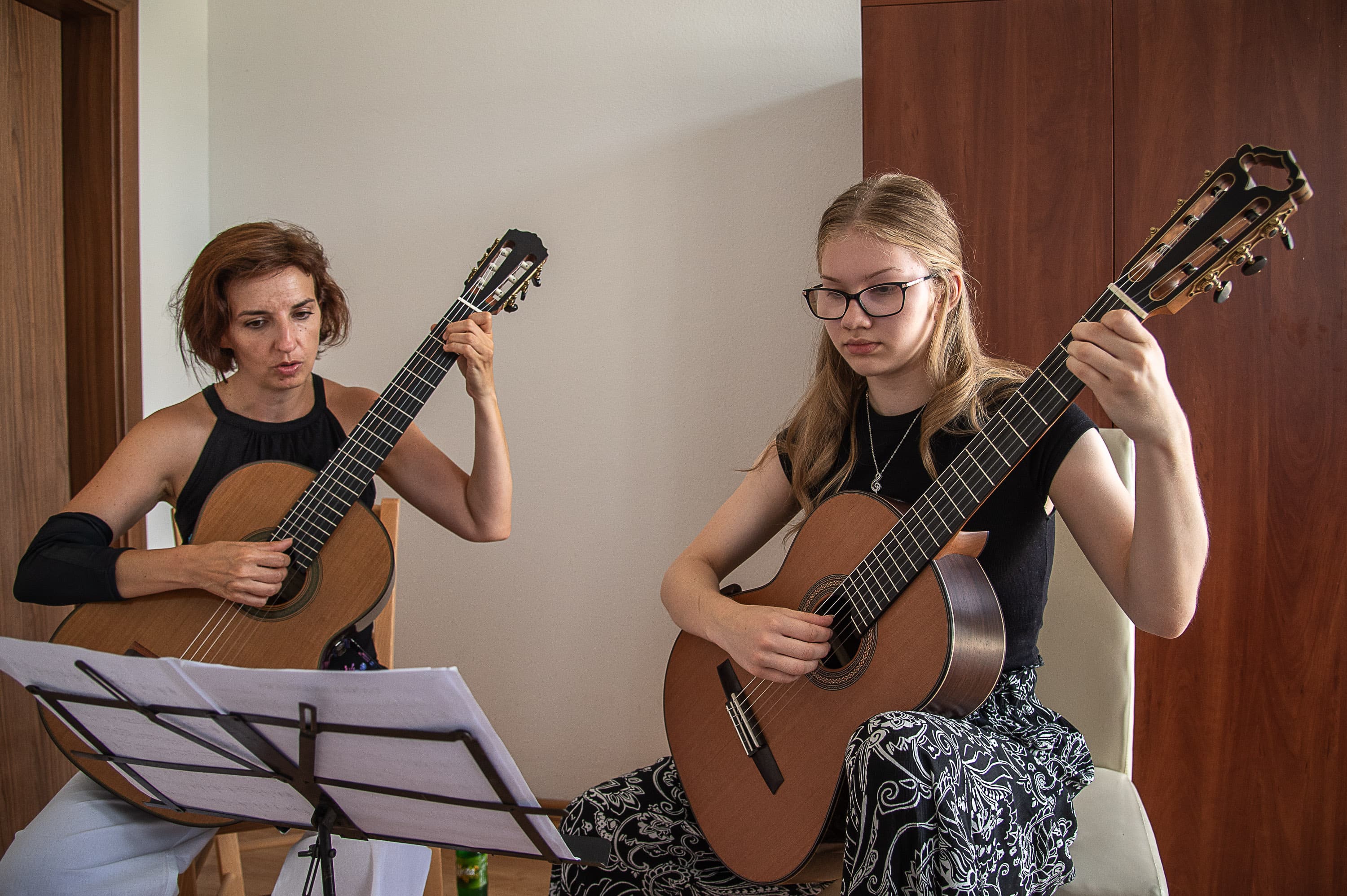 Guitar class with Miriam Rodriguez Brullova