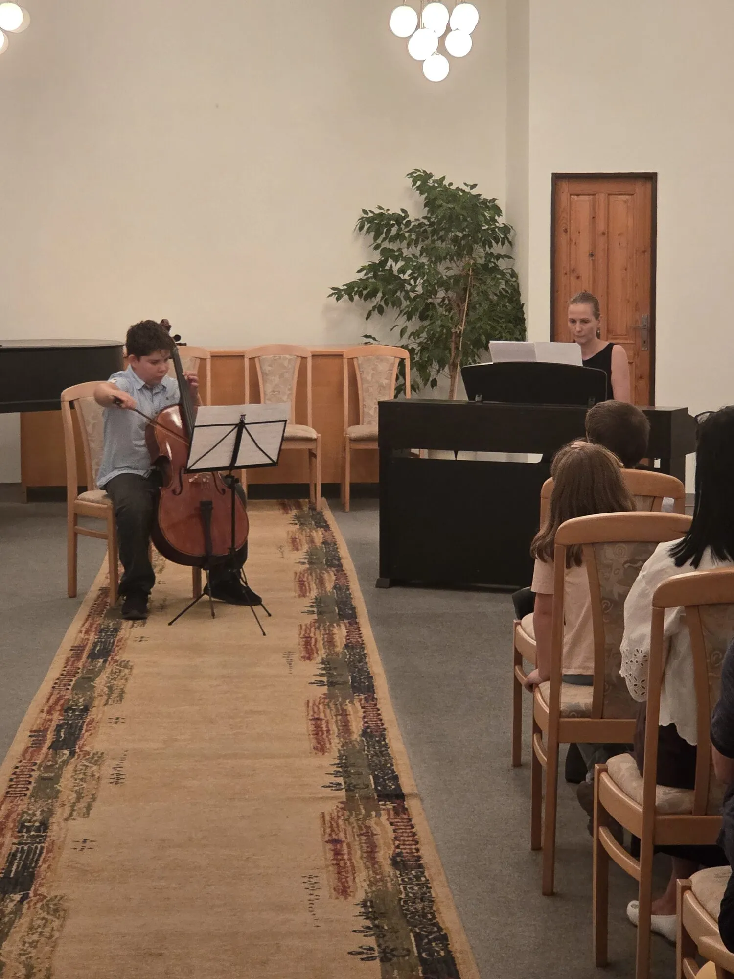 R. Kovacech during a lesson